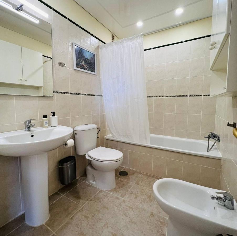 شقة Cozy Beachfront Flat With Pool & Panoramic Sea View Terrace بويرتو دي سانتياغو المظهر الخارجي الصورة